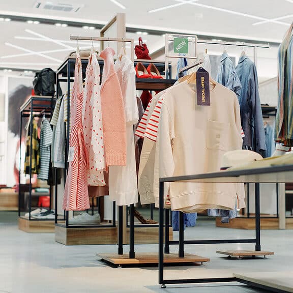 Farmers & Artisan Market